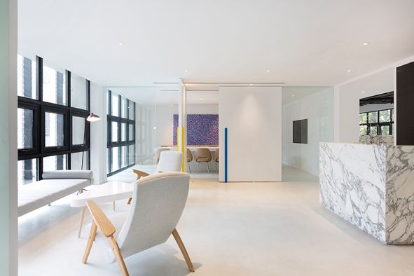 簡(jiǎn)約現(xiàn)代辦公室裝修設(shè)計(jì)案例