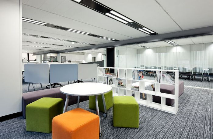 時尚風格休息區(qū)裝修效果圖